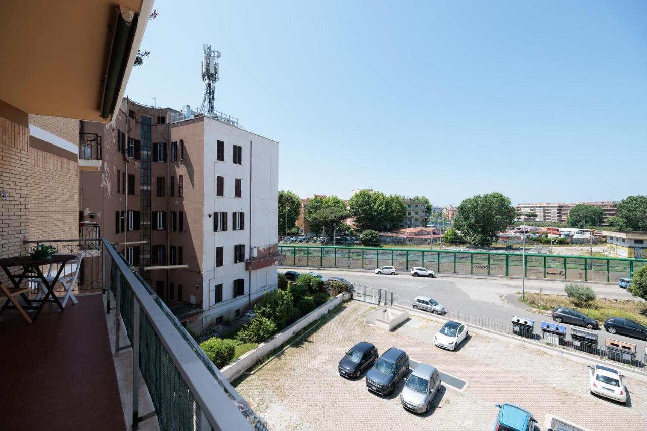 House Apartment *